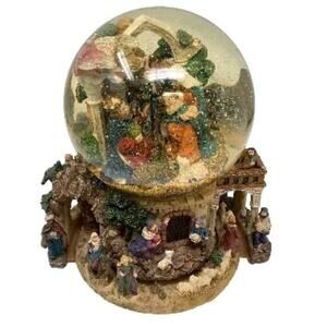 Kirkland Signature Musical Water Globe With Revolving Base In Box Plays NOEL